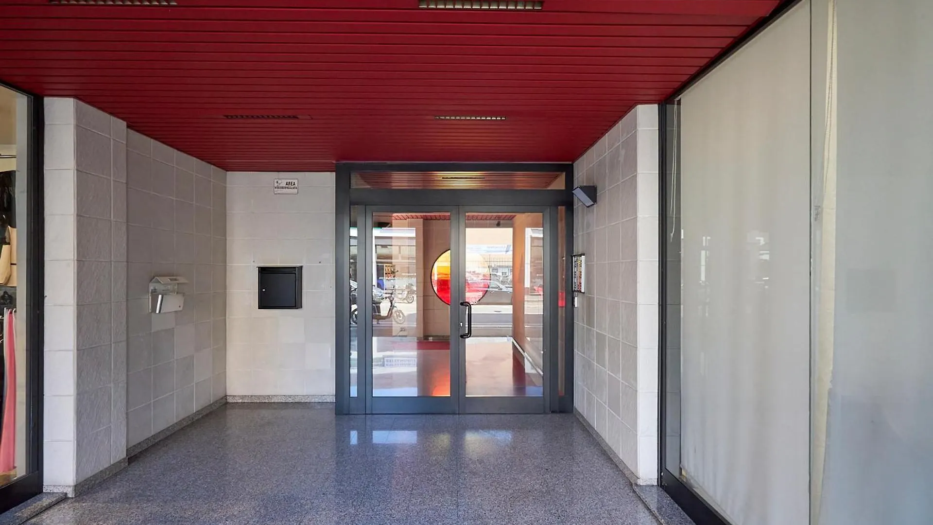 -Luminosa 5 Stars With Balcony- Wifi Netflix 15 Minutes From Duomo Apartment Milan Italy